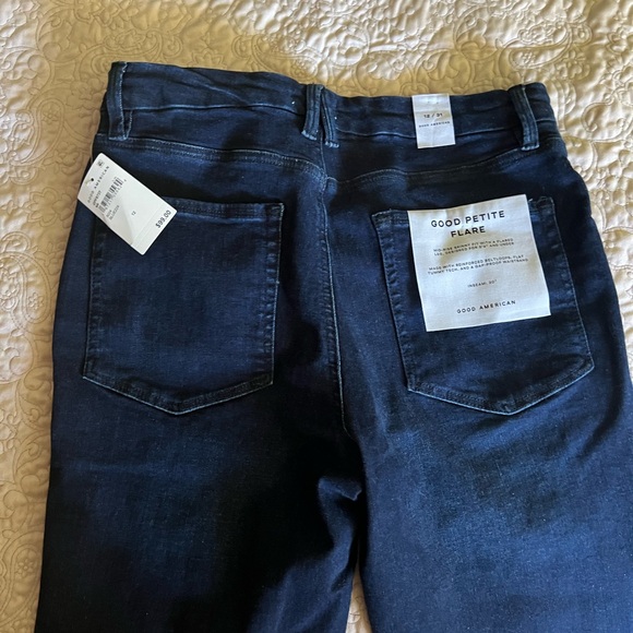 NWT Good American Jeans - curvy jeans - Picture 4 of 4